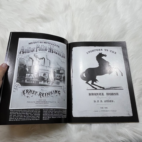 American Ephemera by Janet S Byrne MOMA Book - Picture 5 of 7